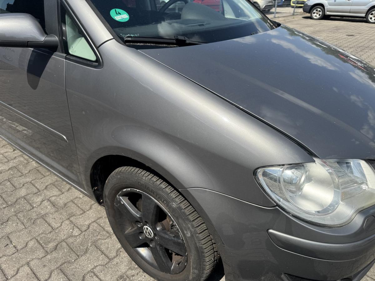 VW Touran 1T original Kotfl&uuml;gel vorn rechts LD7S Graumetallic Facelift Bj.2008